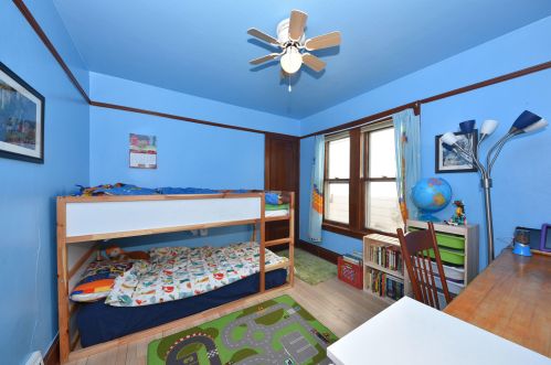 1554 72, Milwaukee WI 53214-4702 exterior