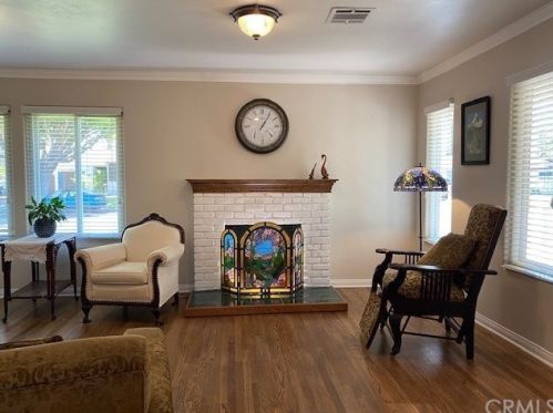 9237 Manzanar Ave, Downey CA  90240-2807 exterior