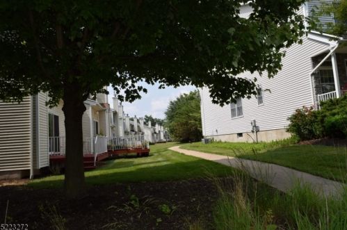 96 Jillian Blvd, Parsippany NJ  07054-3444 exterior
