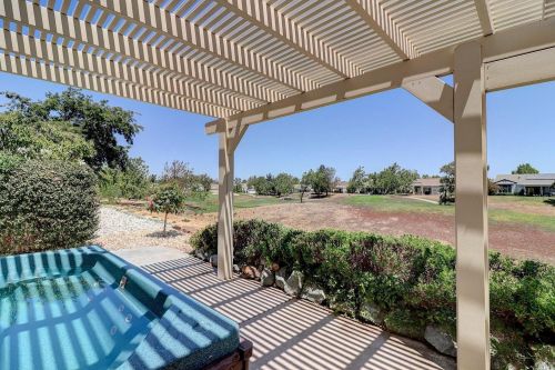 660 Cypress Dr, Rio Vista CA  94571-9755 exterior