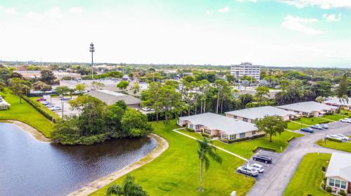 14612 Canalview Dr, Delray Beach FL  33484-3789 exterior