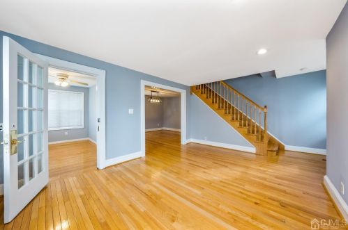 38 Madison Ave, Avenel NJ  07001-1445 exterior