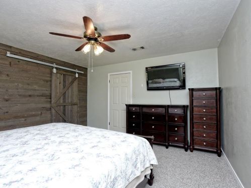 405 Rockmoor Dr, Georgetown TX 78628-8841 exterior