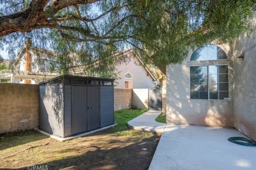 1512 Mansfield Ct, Upland CA  91784-7963 exterior