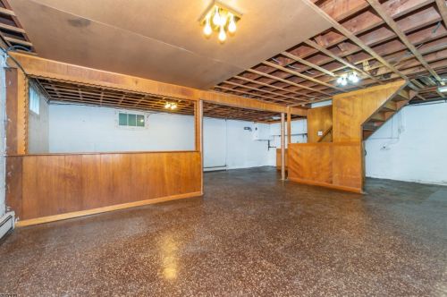 100 Cedarhurst Ave, West Paterson NJ  07424-3005 exterior