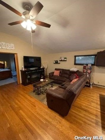 93 Central Ave, Amityville, NY 11701-3537