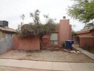 136 Wedwick St, Tucson, AZ 85706-3178