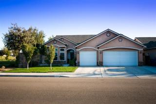 6583 El Monte Way, Fresno, CA 93727-6849