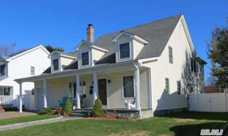 19 George Ave, Hicksville, NY 11801-5926