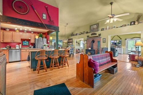 169 Lime Ridge Rd, Poughquag NY  12570-5449 exterior