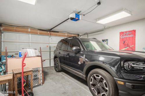 4011 Camino Vivaz, Glendale AZ  85310-5516 exterior