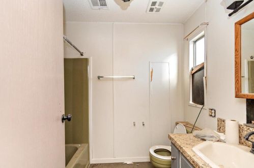 73420 18th Ave, Desert Hot Springs CA  92241-7844 exterior