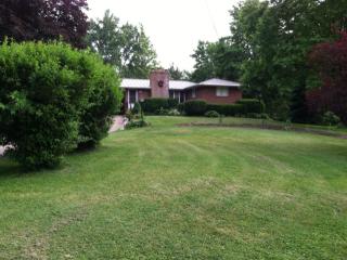 12904 Edison St, Alliance, OH 44601-8760