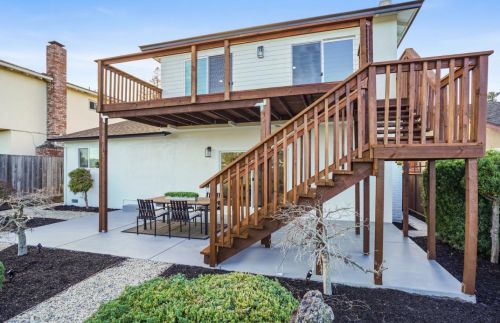 16624 Selby Dr, San Leandro CA  94578-1236 exterior