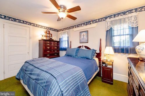 20 Valley Dr, Southampton PA  18966-1347 exterior