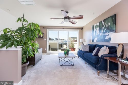 926 4 St, Washington DC 20003-3461 exterior