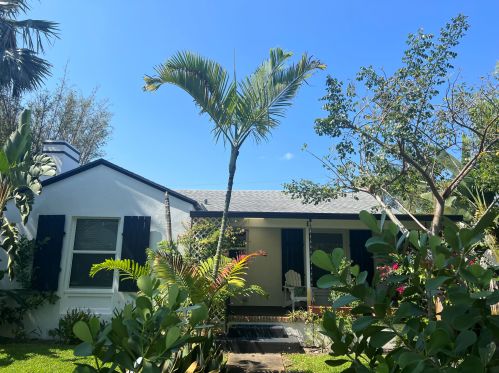 249 31st St, West Palm Beach, FL 33407-5211
