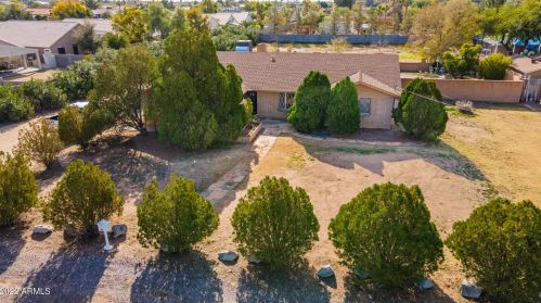 4633 Gelding Dr, Glendale, AZ 85306-4529