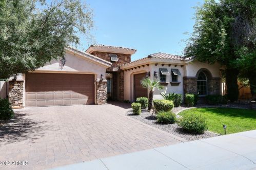 5073 Pinnacle Pl, Chandler, AZ 85249-5546