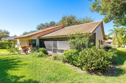 8410 Northstar Ct, Boynton Beach FL  33436-1544 exterior