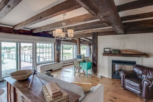 672 Washington St, Gloucester MA 01930-1335 exterior