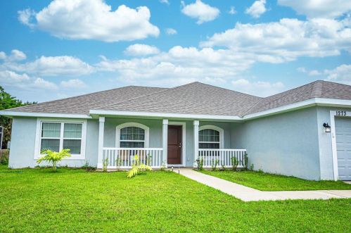 1273 Melrose Ave, Fort Pierce, FL 34953-4832