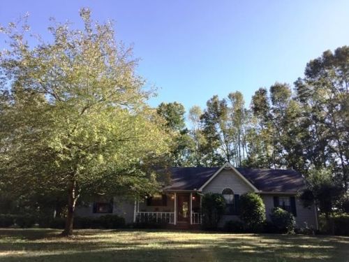2122 Locke Bend Rd, Mc Minnville, TN 37110-4330