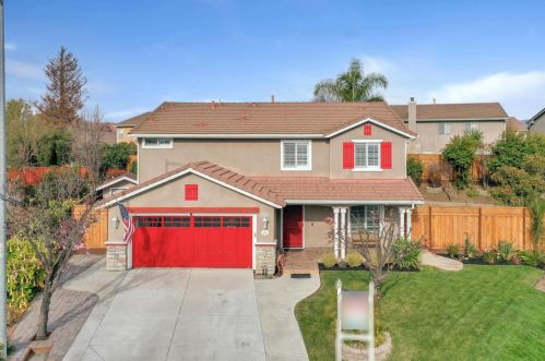 2599 Glenview Ct, Hollister, CA 95023-8102