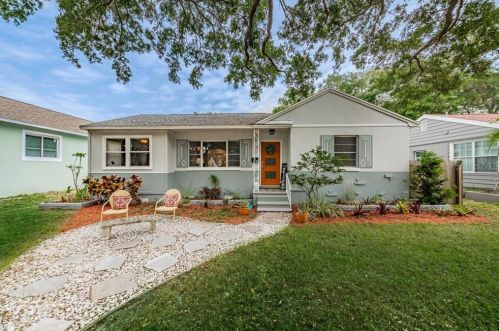 215 36th Ave, Saint Petersburg, FL 33704-1535