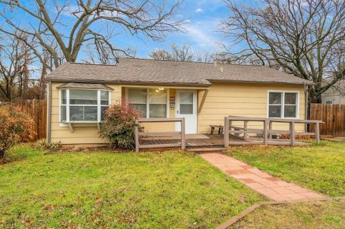 1814 Scripture St, Denton, TX 76201-3813