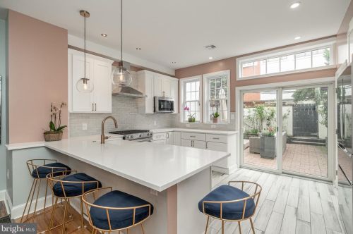 615 Hancock St, Philadelphia, PA 19123-0030