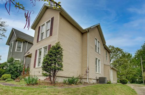 449 Sheridan St, Zanesville OH  43701-2530 exterior