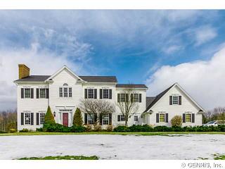 320 Vienna Rd, East Palmyra, NY 14513-9166