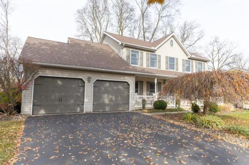 1765 Deer Path Rd, Easton, PA 18040-8164