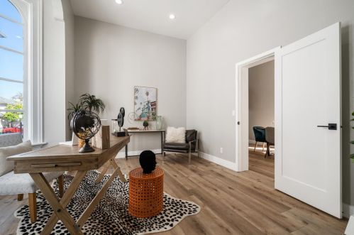 1433 Adeline St, Oakland CA  94607-2800 exterior