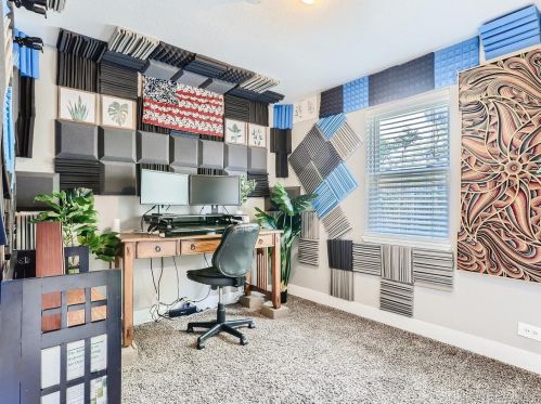 3020 Eudora St, Denver CO 80207-1038 exterior