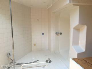 3805 Lockwood Ave, Toledo OH  43612-1210 exterior