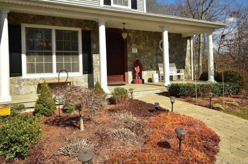 17 Hearthstone Ln, Farmington, CT 06032-2480