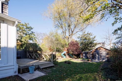 518 1 St, Greenport NY  11944-1601 exterior