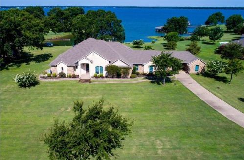 404 Pecan Point Dr, Kerens, TX 75144-6052