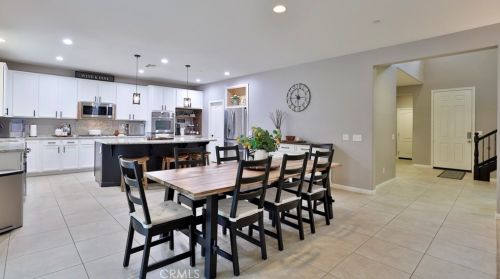 35595 Desert Rose Way, Lake Elsinore CA  92532-2905 exterior