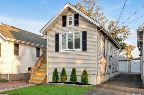 118 Lawson Ave, East Rockaway NY  11518-2327 exterior