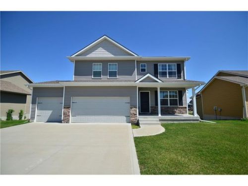 912 Reinhart Dr, Ankeny, IA 50023-7841