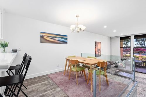 6120 Marina Pacifica Dr, Long Beach CA  90803-3892 exterior