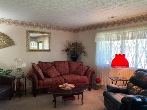 9411 Haddington Ct, Cincinnati, OH 45251-2374