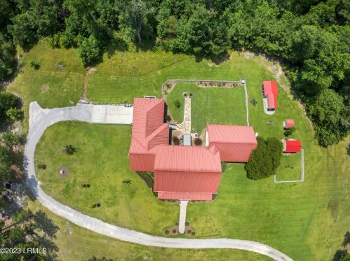 1426 Stone And Patrick Rd, Varnville SC  29944-4928 exterior