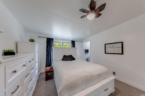 1789 Sarah Dr, Pinole CA  94564-2213 exterior