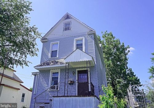 1014 Asbury Ave, West Deptford, NJ 08063-1402