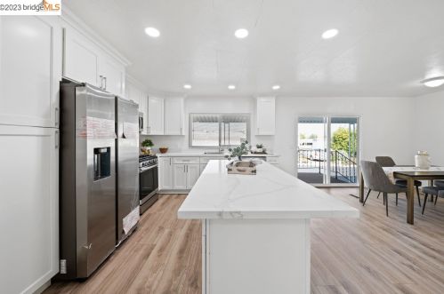118 Zartop St, Oakley, CA 94561-1675