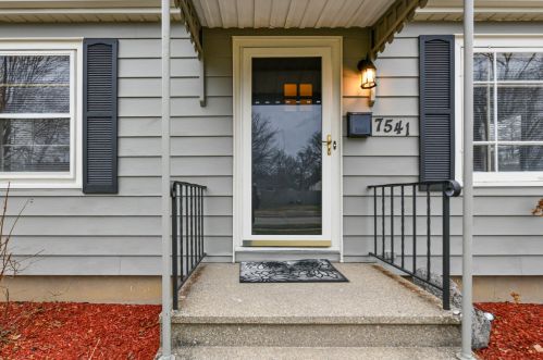 7541 35th Ave, Kenosha, WI 53142-7239